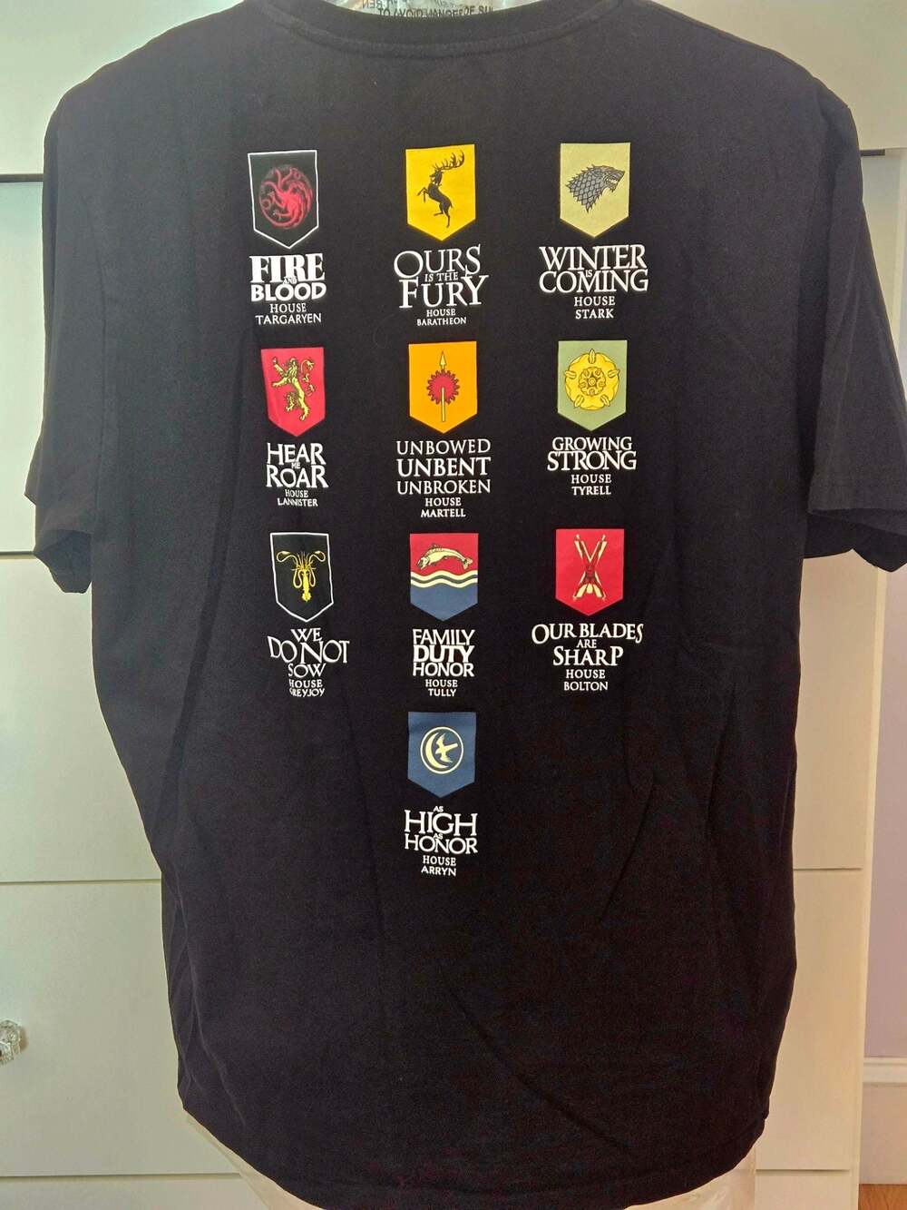 Game of Thrones HBO Official Licensed Product Iron Throne & House Sigils Black T